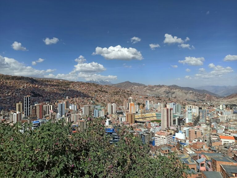 By i Bolivia krydsord