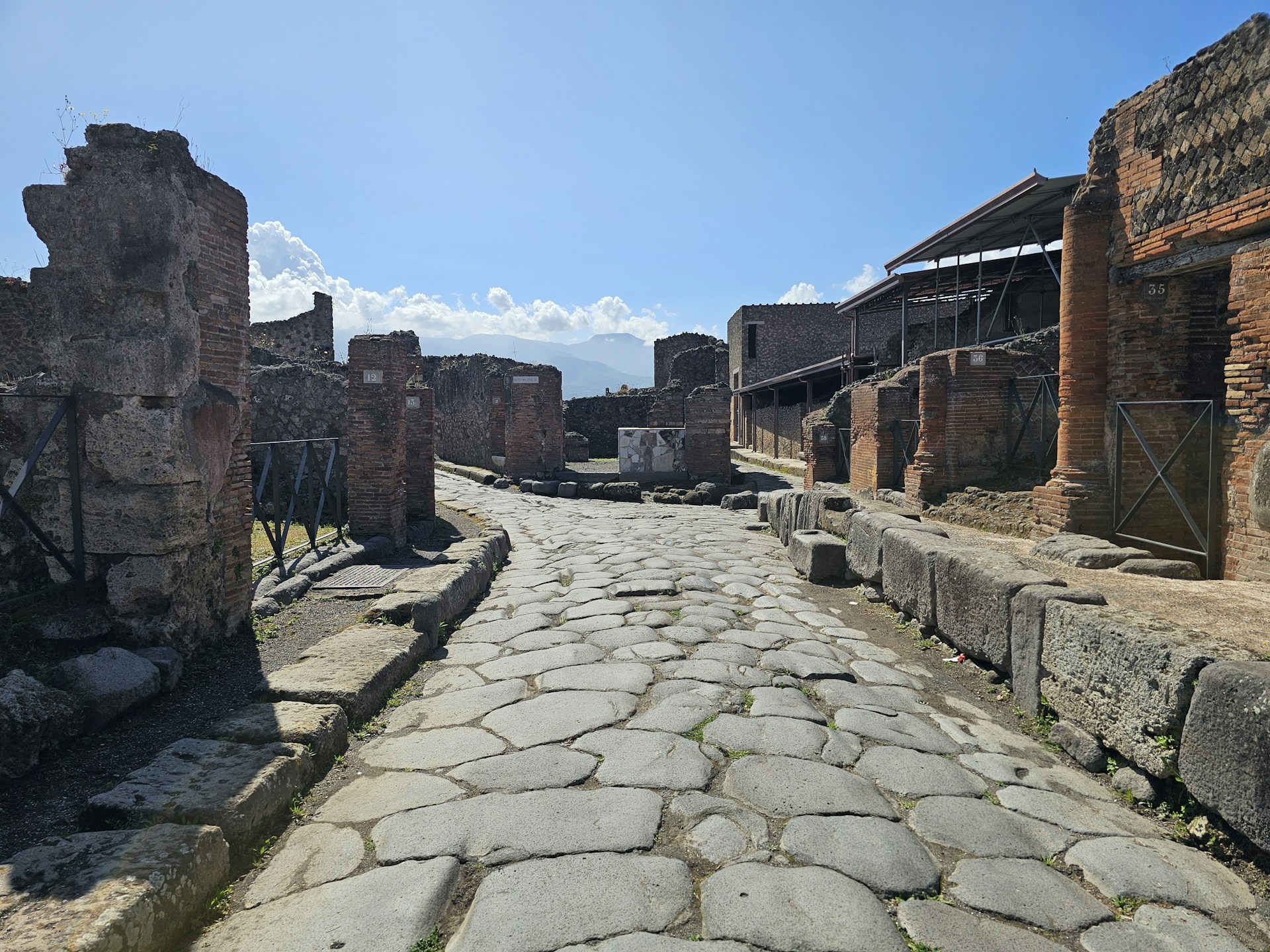 Oldtidsby i Italien krydsord